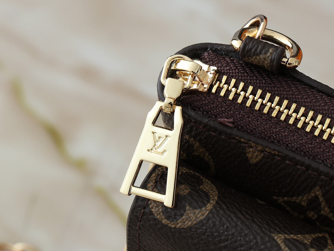 Louis Vuitton Classic Monogram Chain Bag – Gold Clasp Edition
