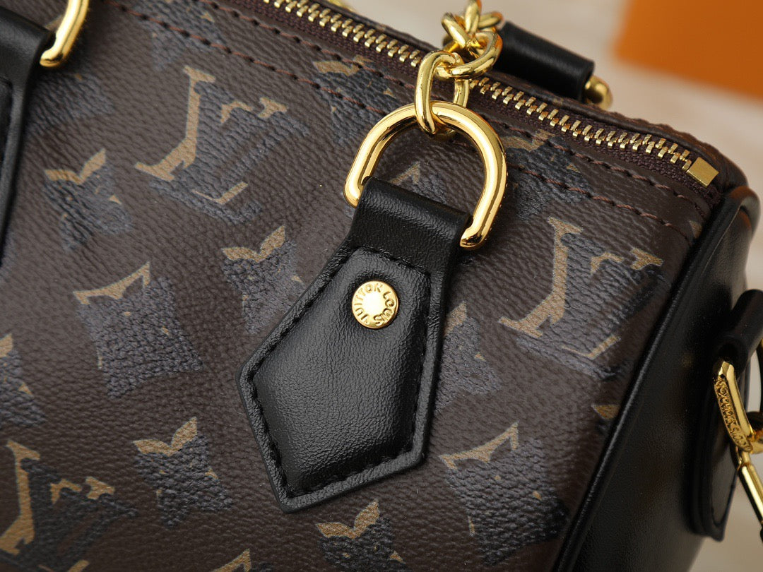 Louis Vuitton Monogram Chain Strap Handbag – Noir & Gold Edition