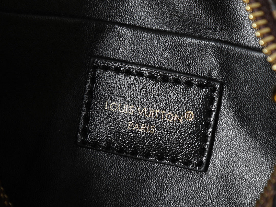 Louis Vuitton Monogram Chain Strap Handbag – Noir & Gold Edition