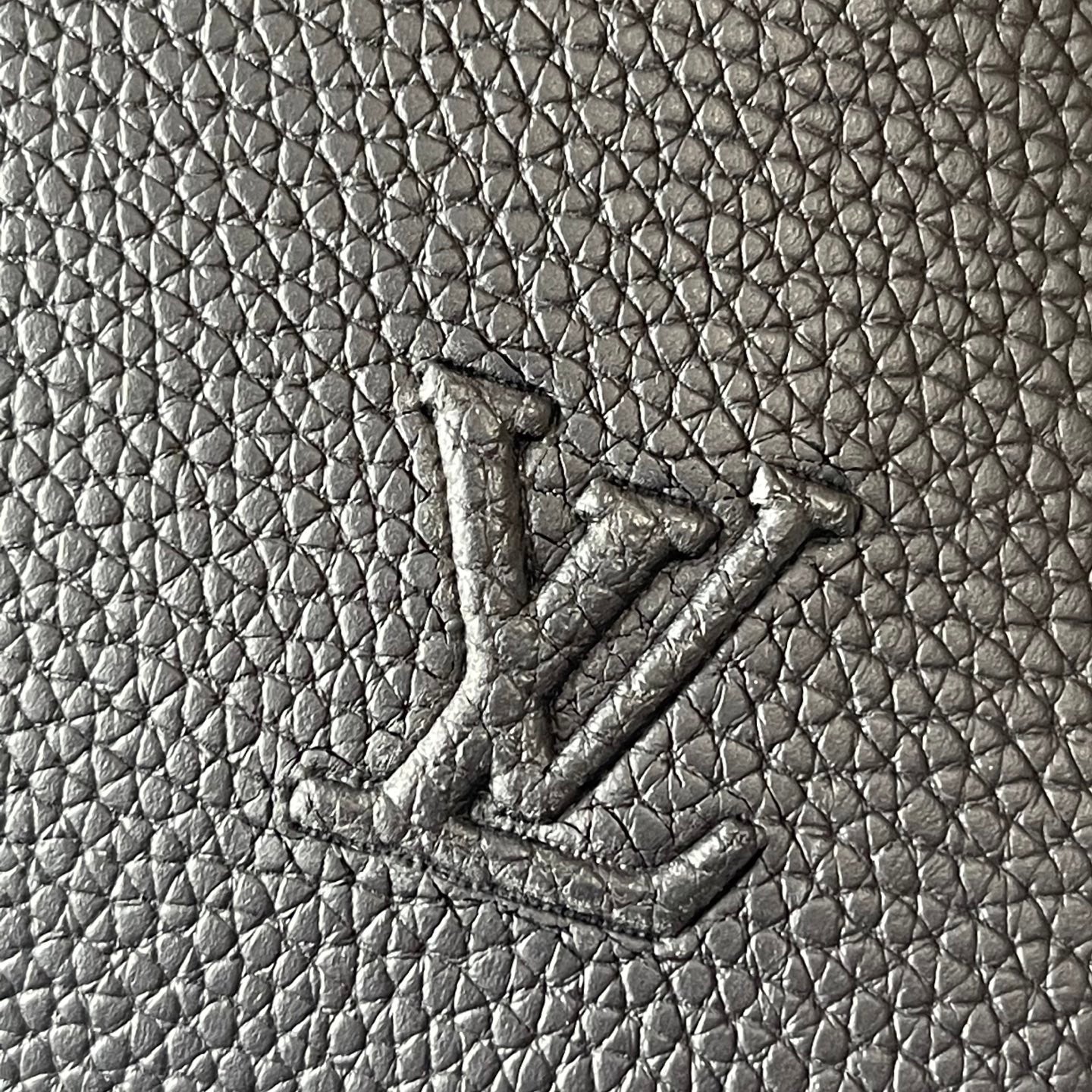 Louis Vuitton Black Leather Briefcase – Executive Luxe Edition