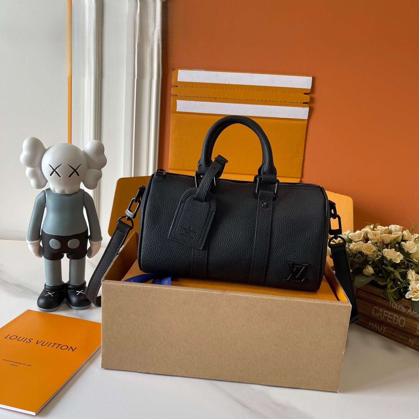 Louis Vuitton Cylinder Handbag Collection – Trio Color Series (25cm)