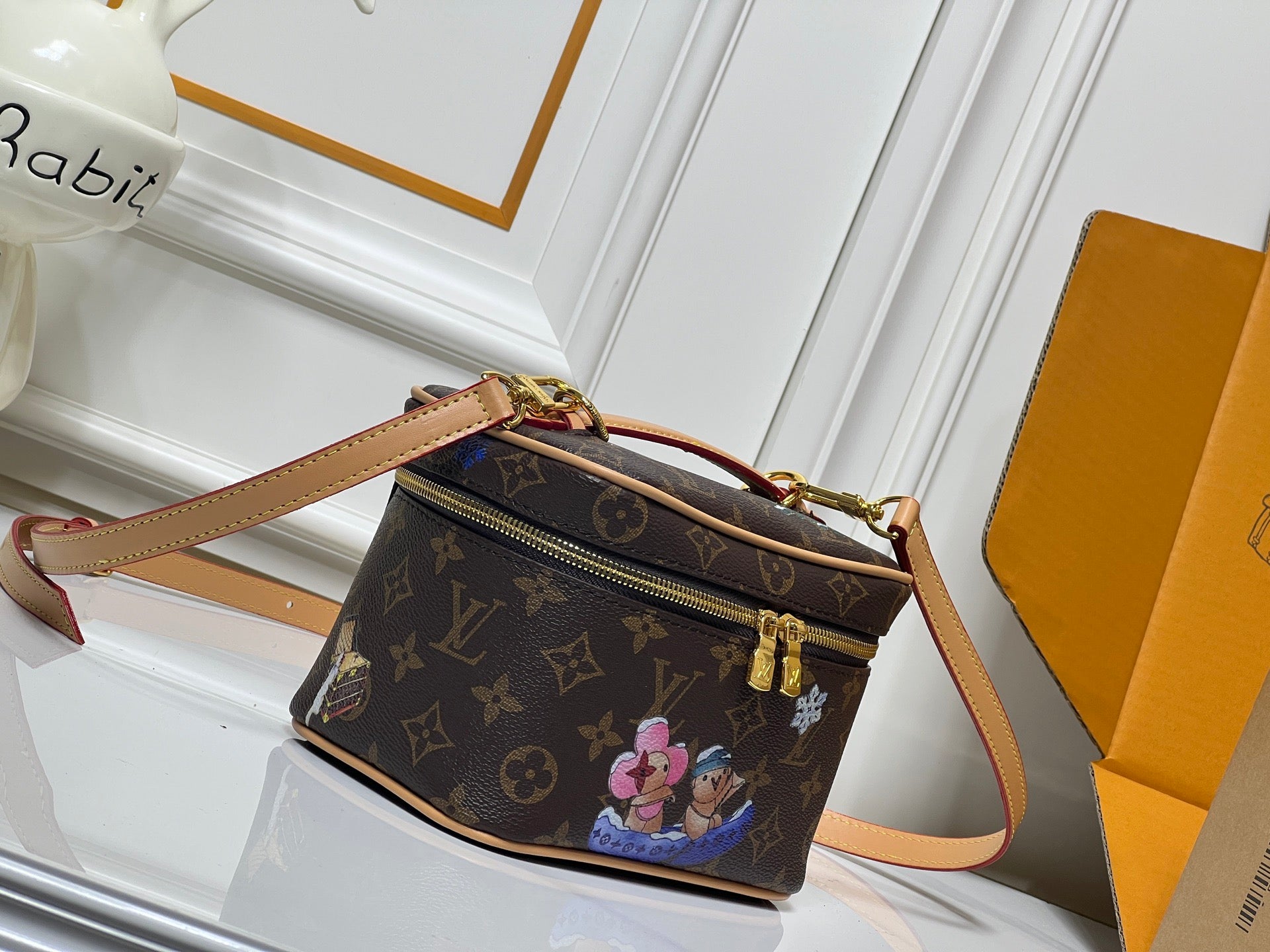 Louis Vuitton Winter Tubing Handbag – Seasonal Monogram Edition