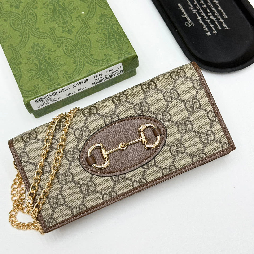 Gucci Horsebit Crossbody Wallet Collection – Signature Chain Edition