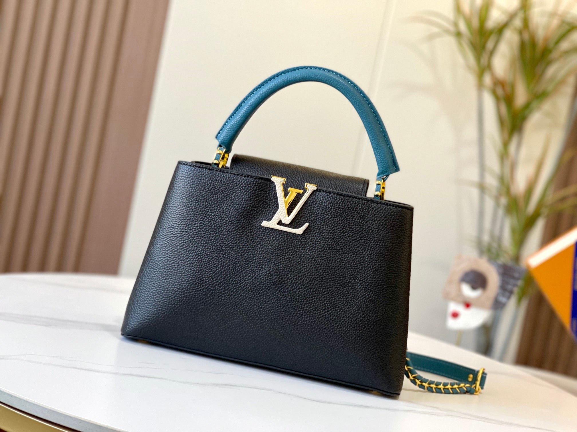 Louis Vuitton Structured Handbag Collection – Color Luxe Series