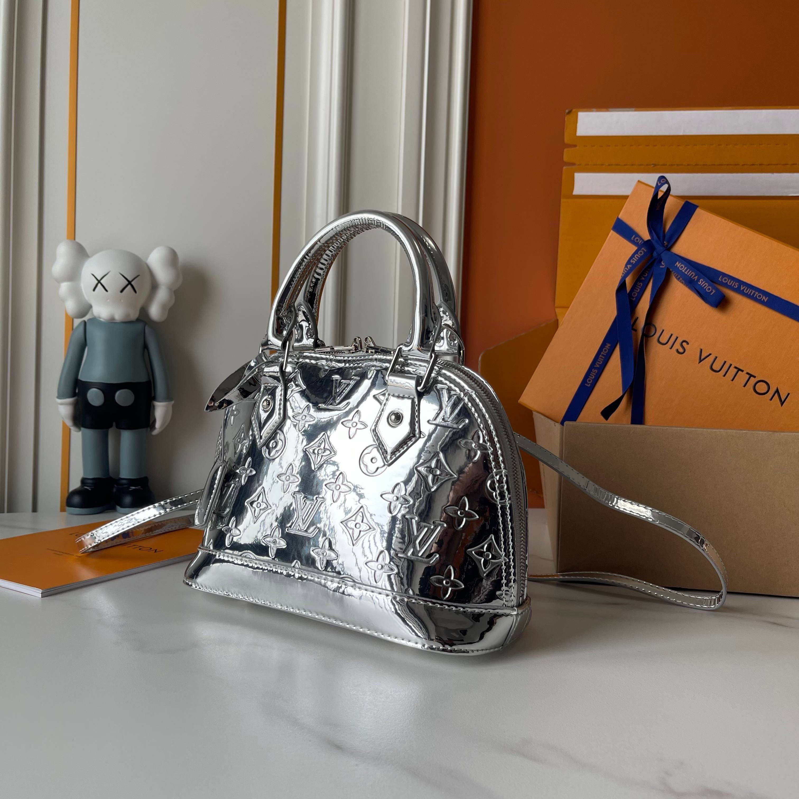 Louis Vuitton Metallic Dome Handbag Collection – Rose Gold & Silver Edition