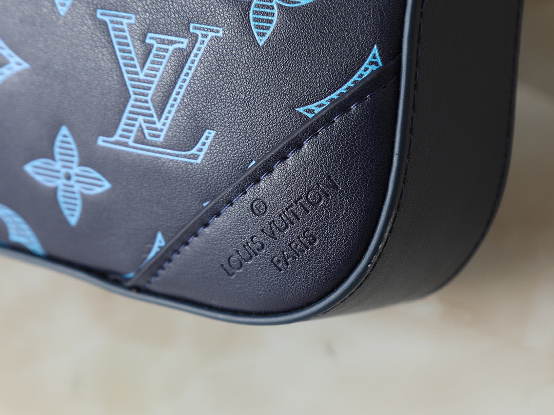Louis Vuitton Blue Monogram Crossbody Set – Urban Contrast Edition