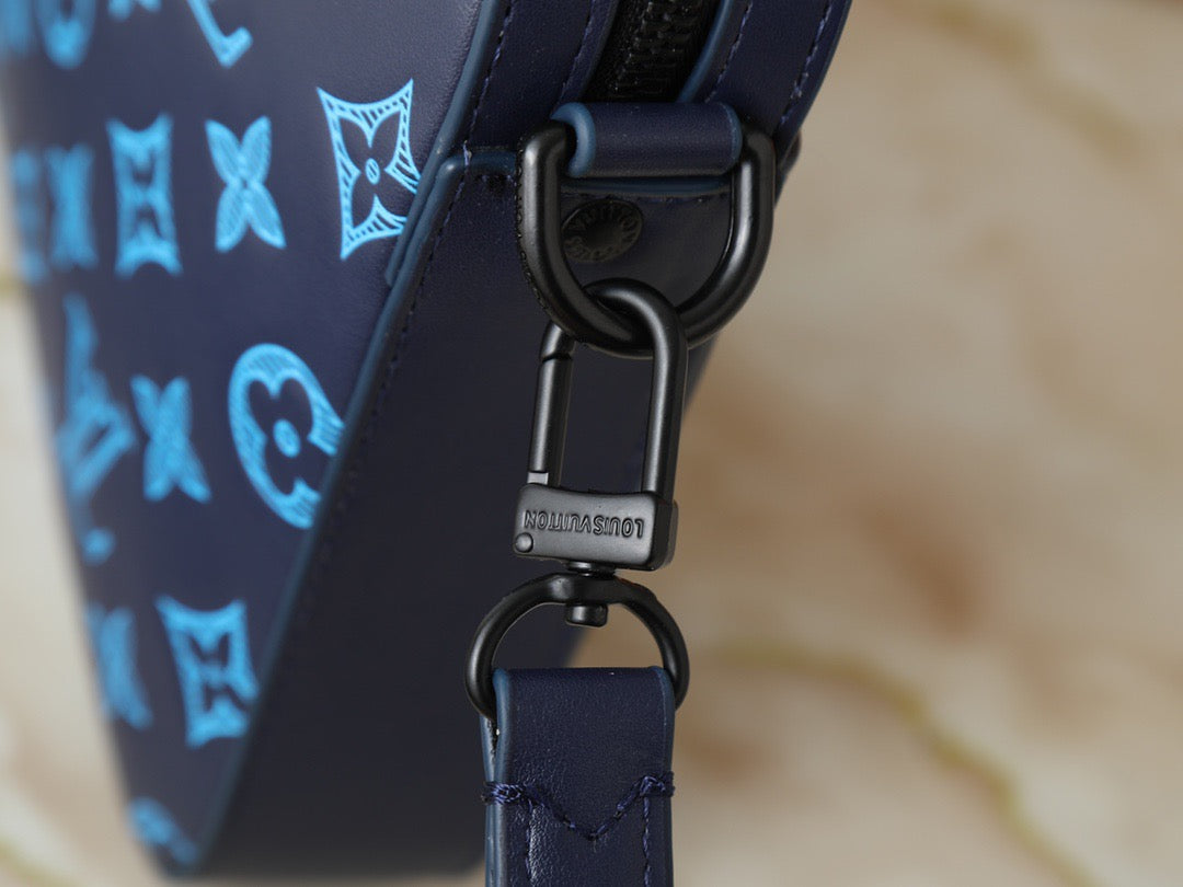 Louis Vuitton Blue Monogram Crossbody Set – Urban Contrast Edition
