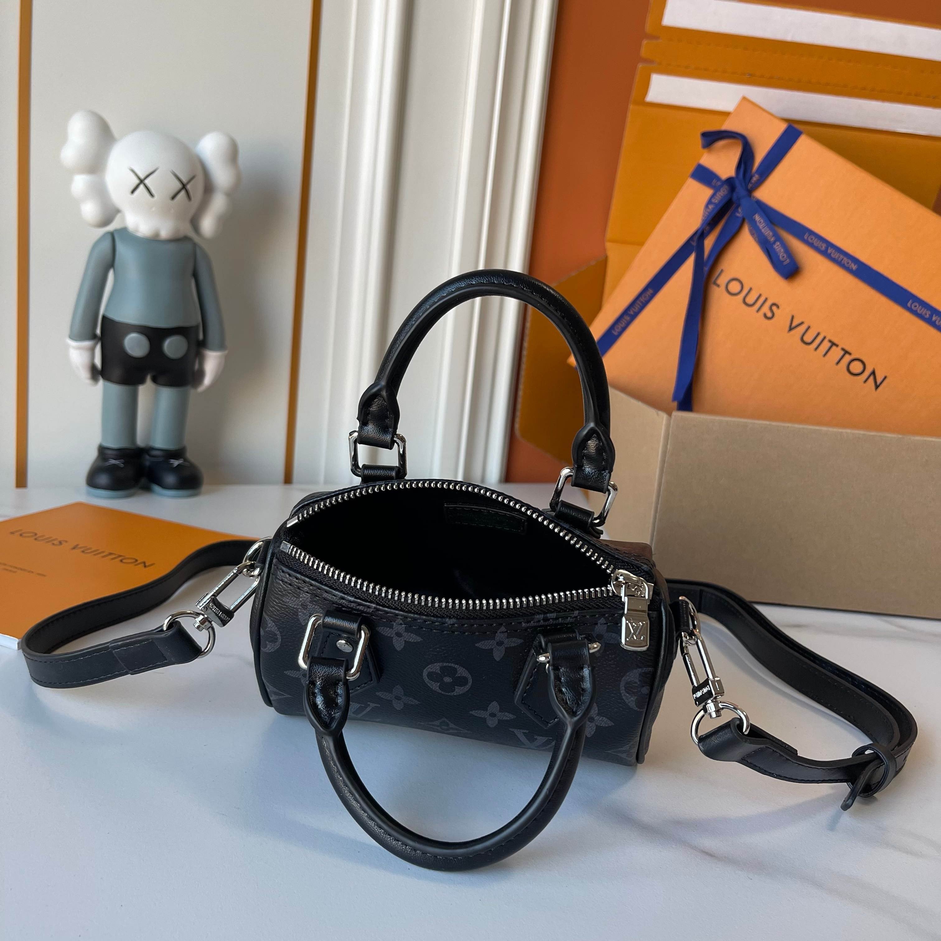 Louis Vuitton Noir Bloom Handbag – Petite Prestige Edition