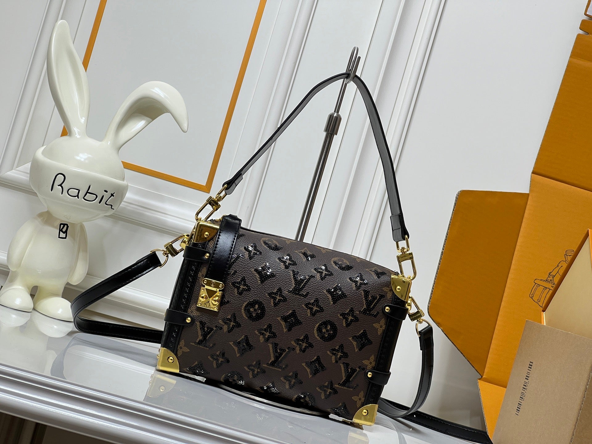 Louis Vuitton Structured Monogram Trunk Bag – Collector’s Vault Edition