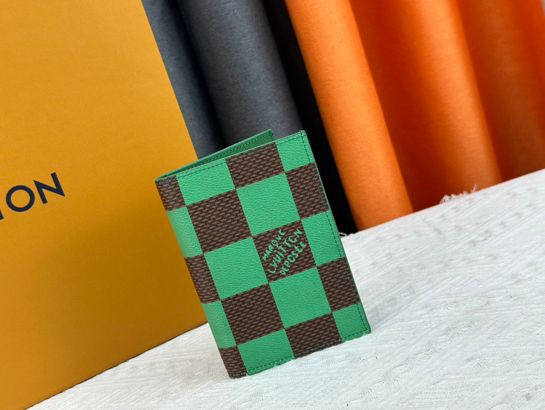 Louis Vuitton Compact Card Holder – Green & Brown Checkered Monogram