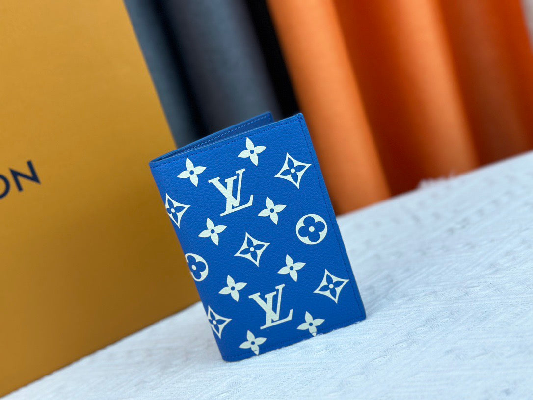 Louis Vuitton Compact Cardholder White Monogram on Bold Colors