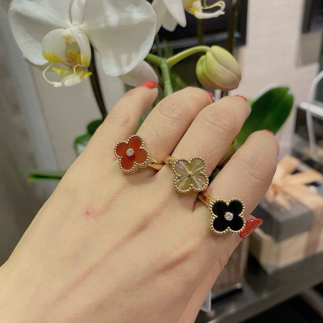 Van Cleef-Inspired Clover Ring Collection – Gold Bands with Colored Petals & Gem Centers