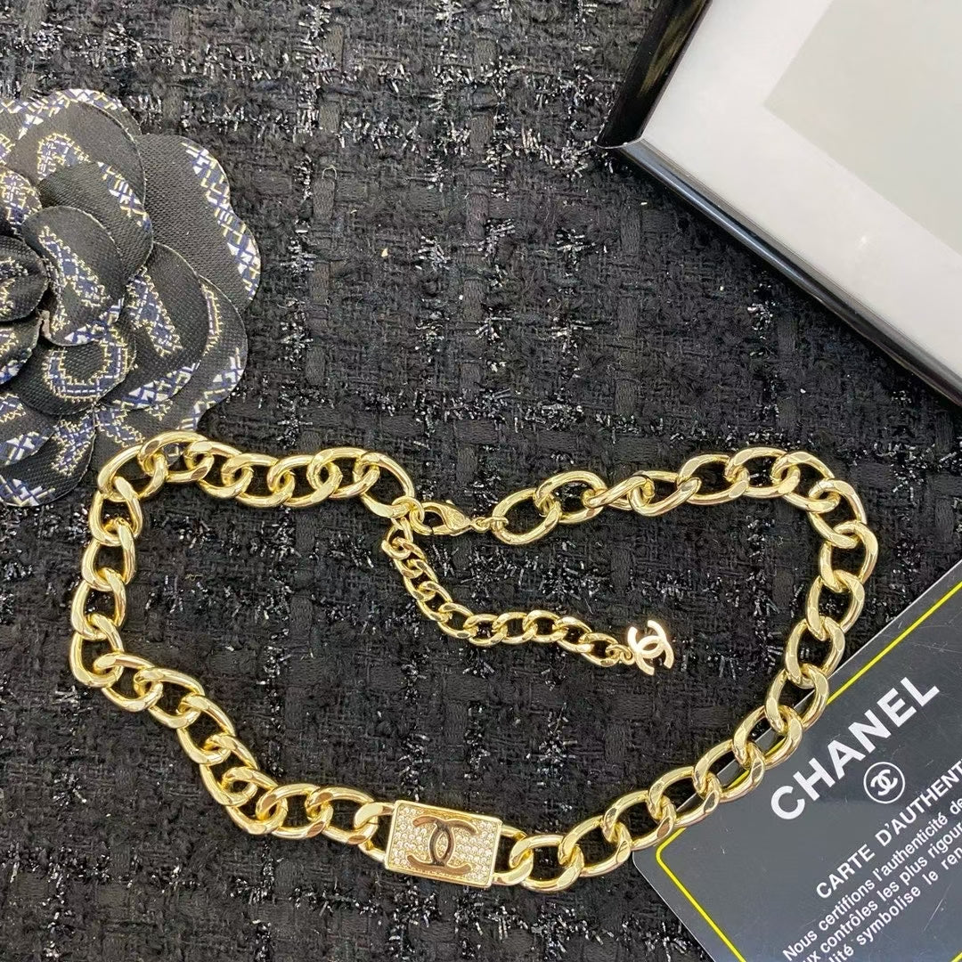 Chanel Crystal Logo Jewelry Set – Gold-Tone Chain with Double-C Charm
