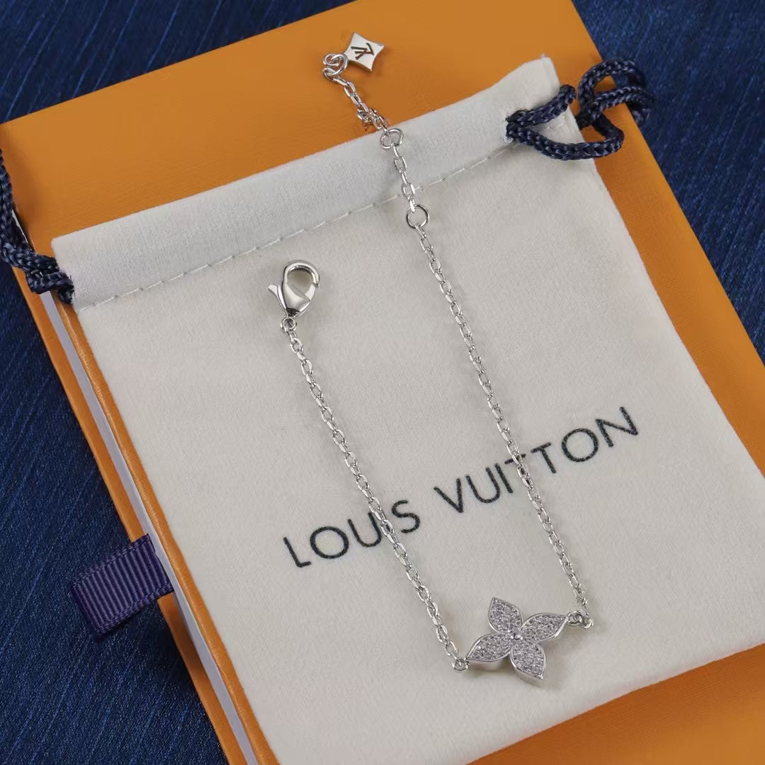 Louis Vuitton Flower Pendant & Earrings Set – Silver-Tone with Signature Motif