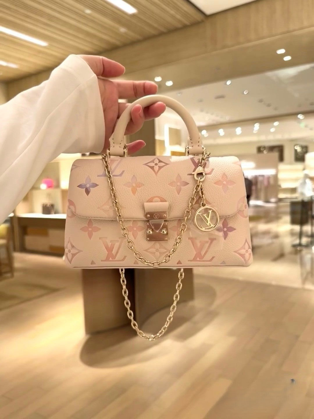 Louis Vuitton Pastel Monogram Flap Bag – White Textured Leather with Top Handle & Metallic Clasp
