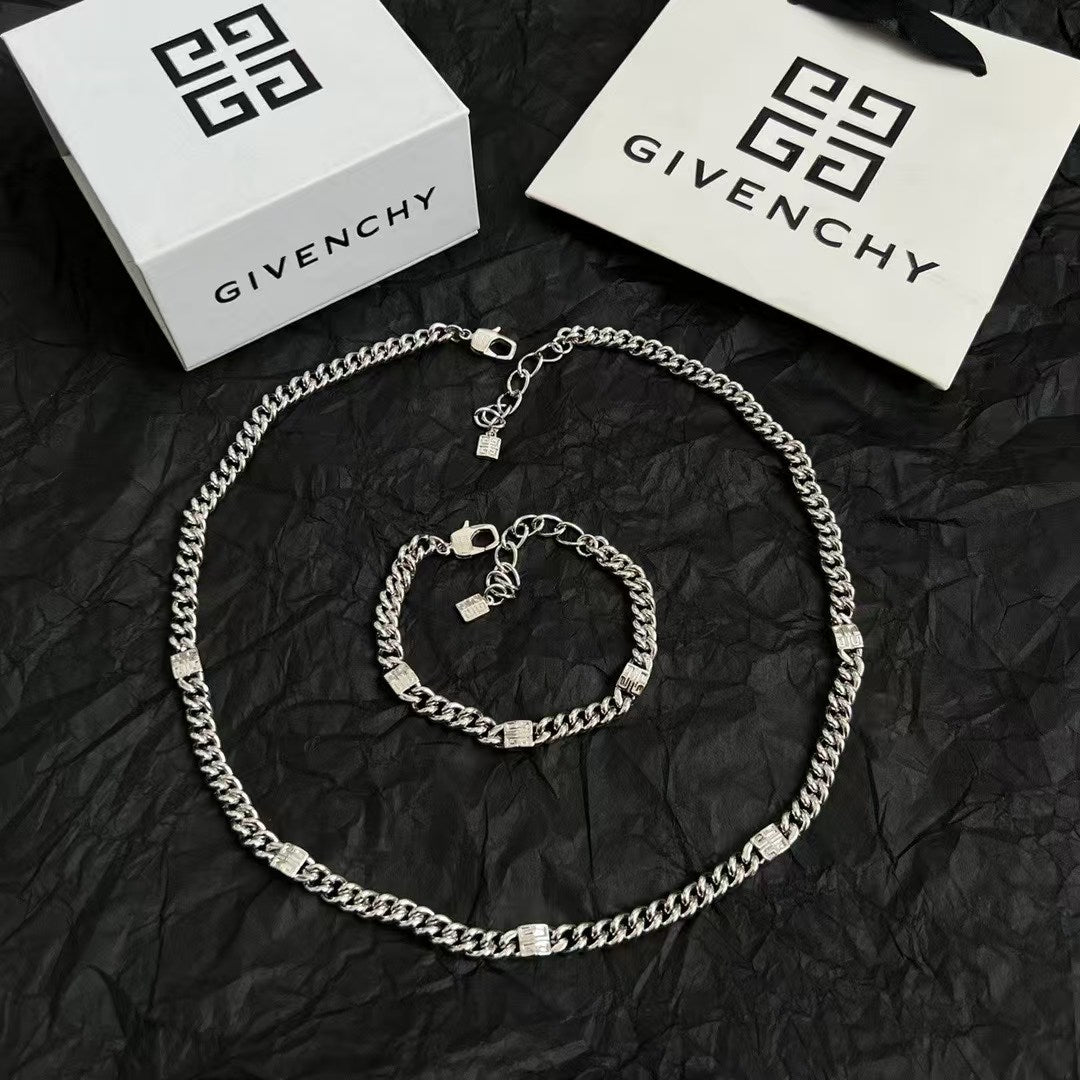 Givenchy Silver Chain Jewelry Set – Curb Link Necklace & Bracelet with Signature Tag