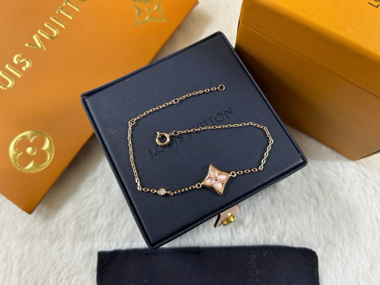 White Charm Bracelet Clover & Star Motifs in Gold, Rose Gold & Silver