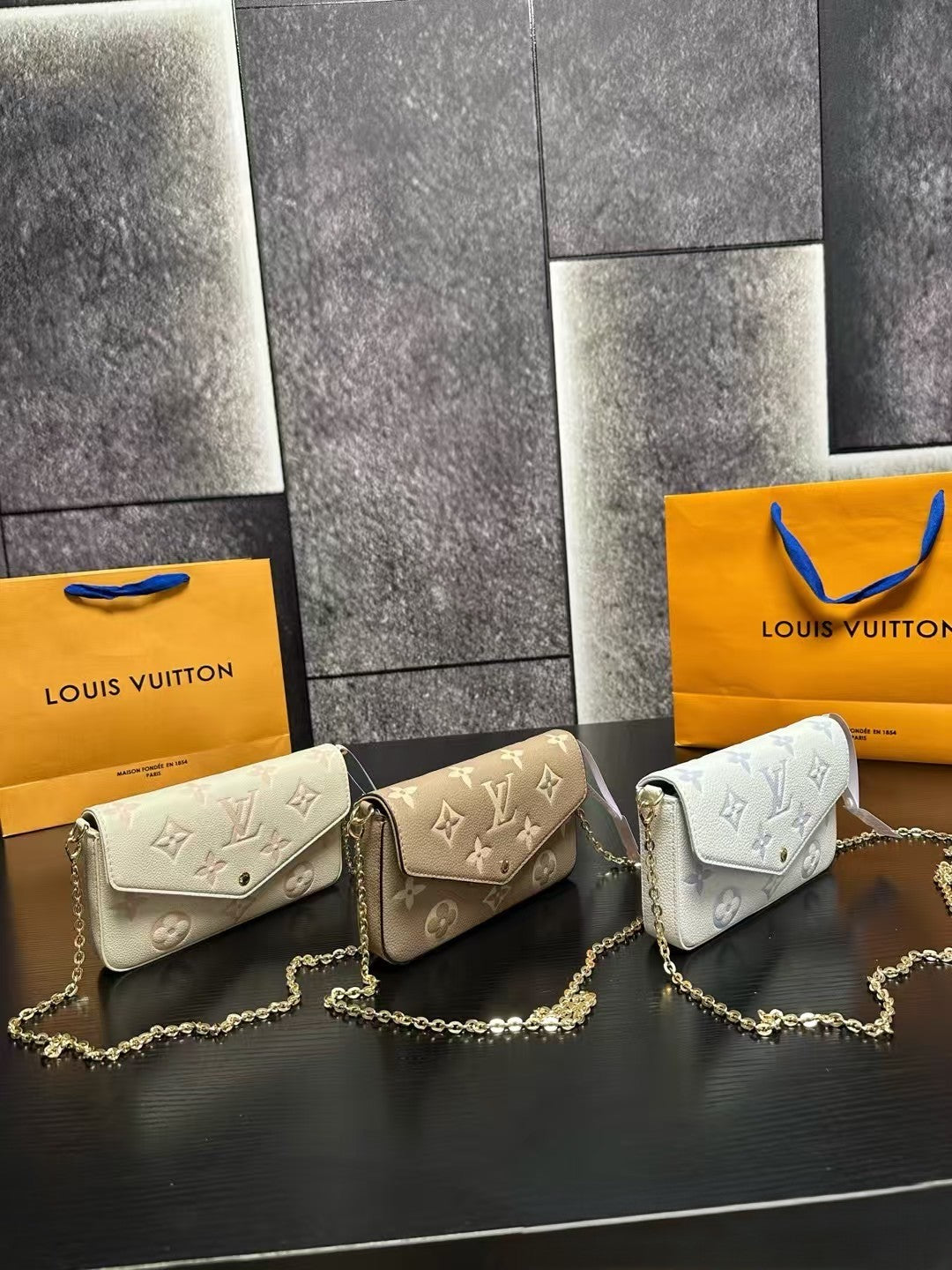 Louis Vuitton Chain Shoulder Bag – Monogram Canvas in Beige, White & Light Brown