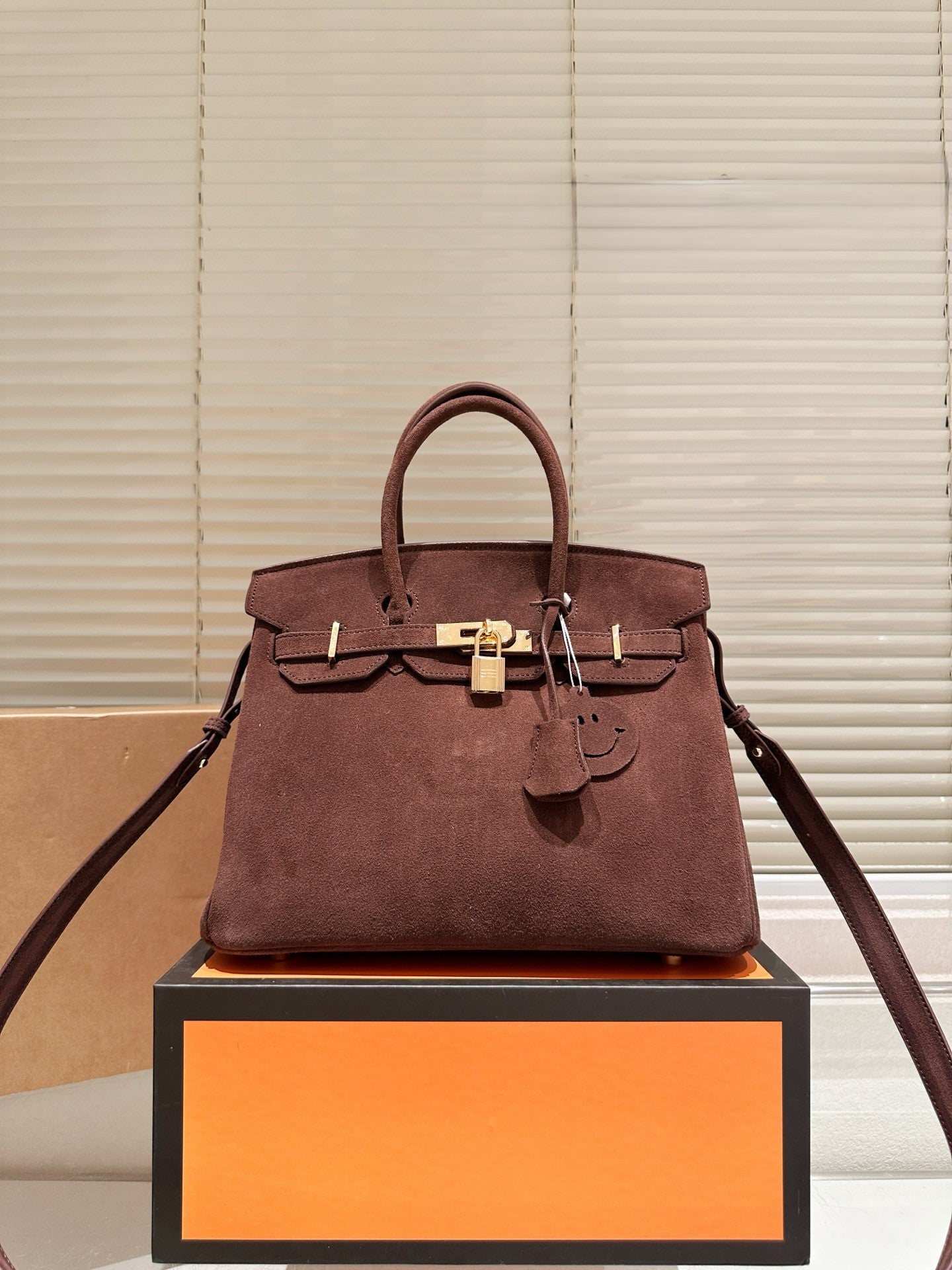 Hermès Birkin 30 cm – Suede Finish with Gold Hardware