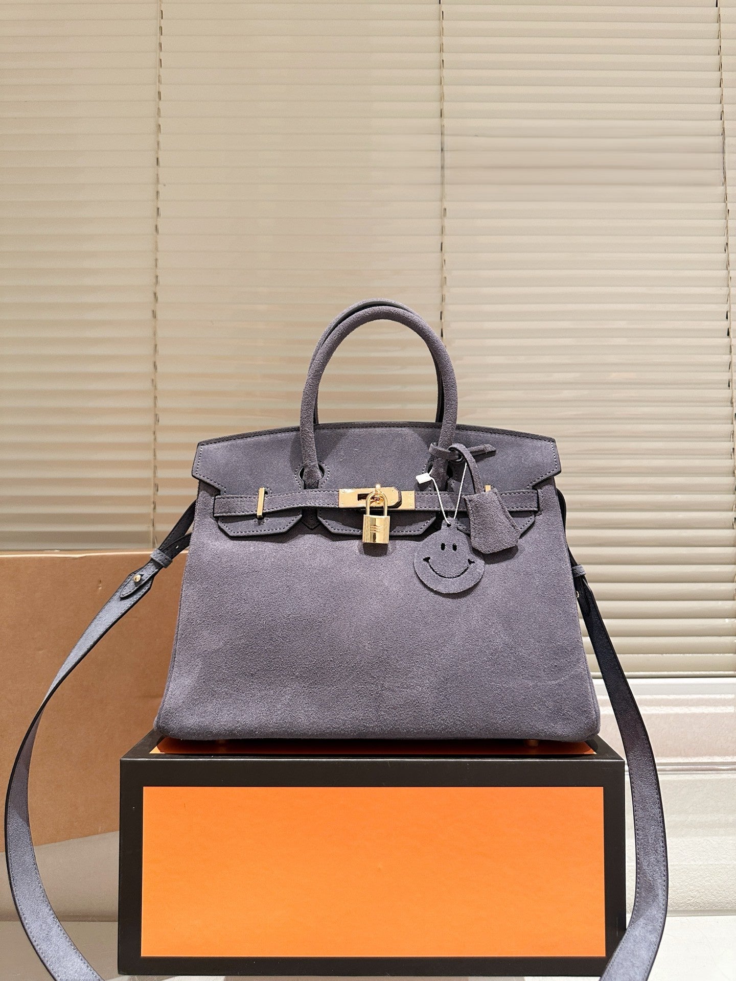 Hermès Birkin 30 cm – Suede Finish with Gold Hardware