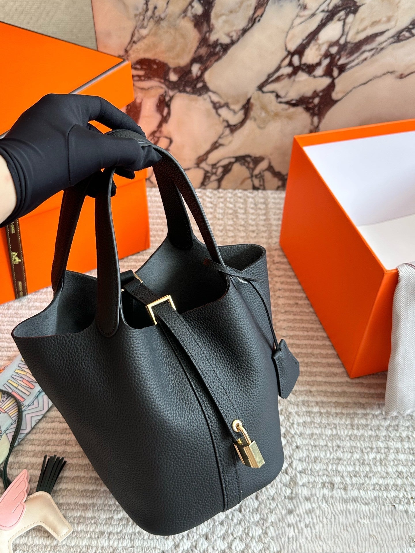 Hermès Picotin Lock 18 – Basket Bag in TC Leather with Gold Hardware