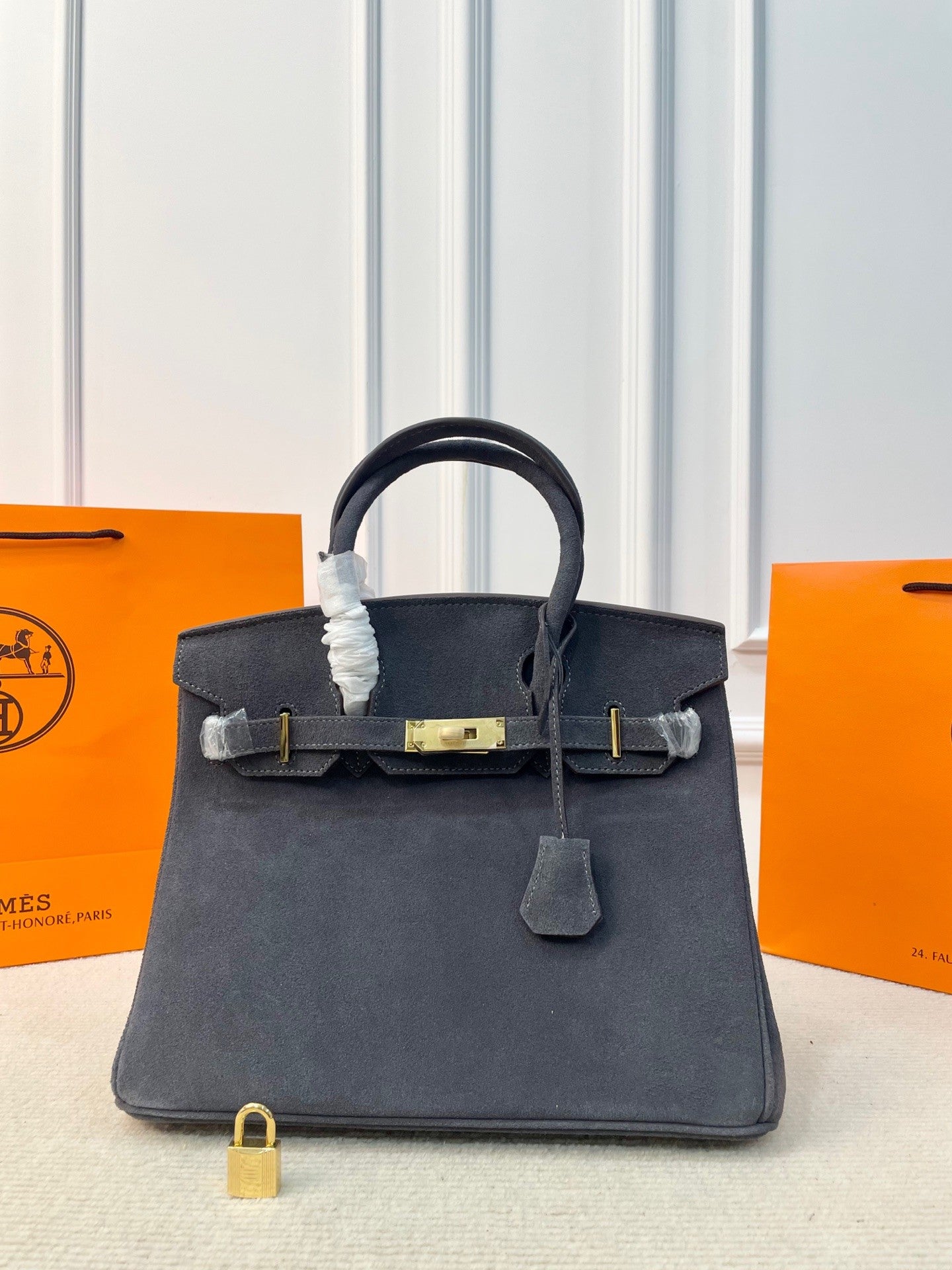 Hermès Birkin 25 – Suede & Swift Leather with Gold Hardware
